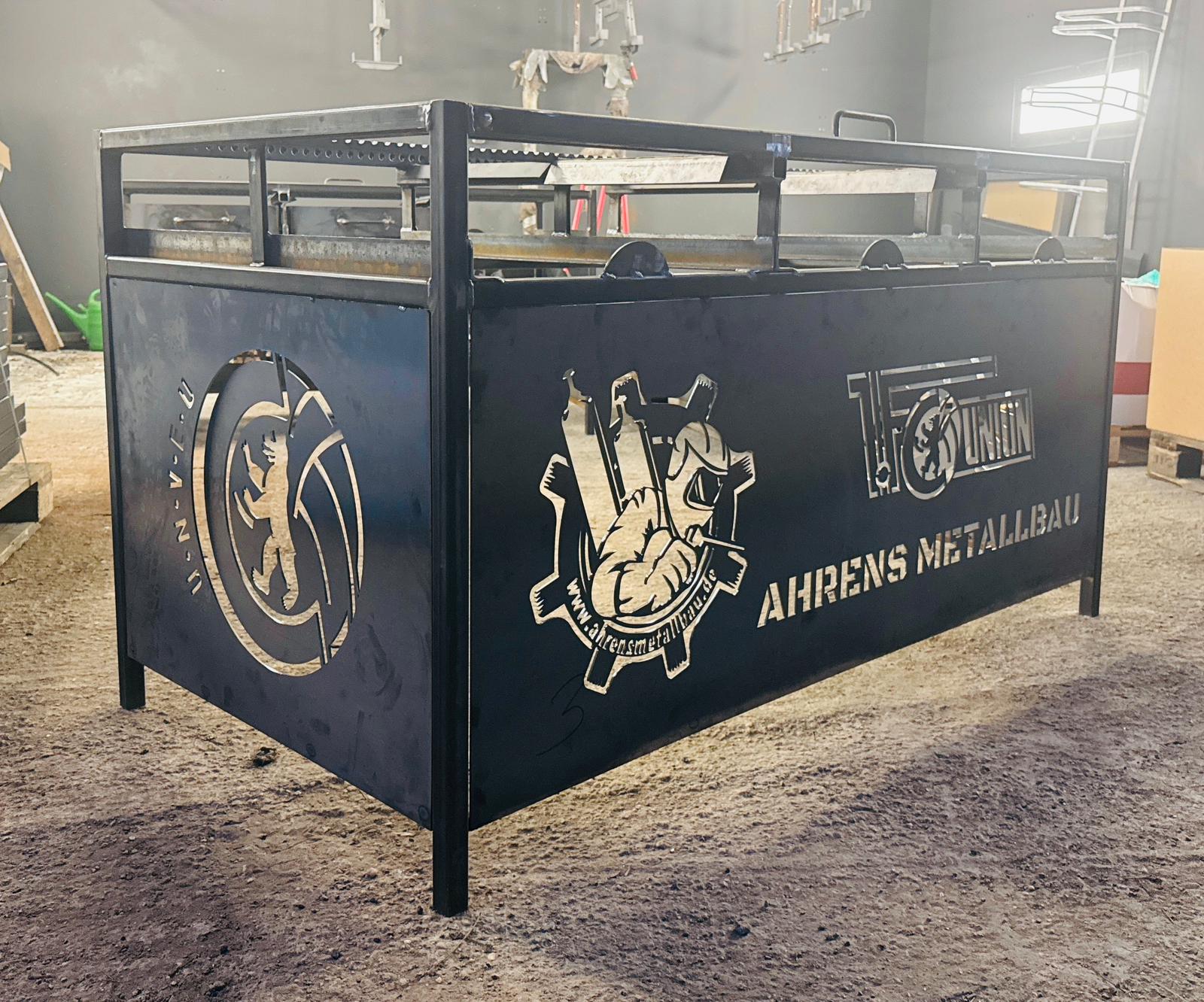 Grill Eisern Union: 1.820 € zzgl. MwSt. + Versand